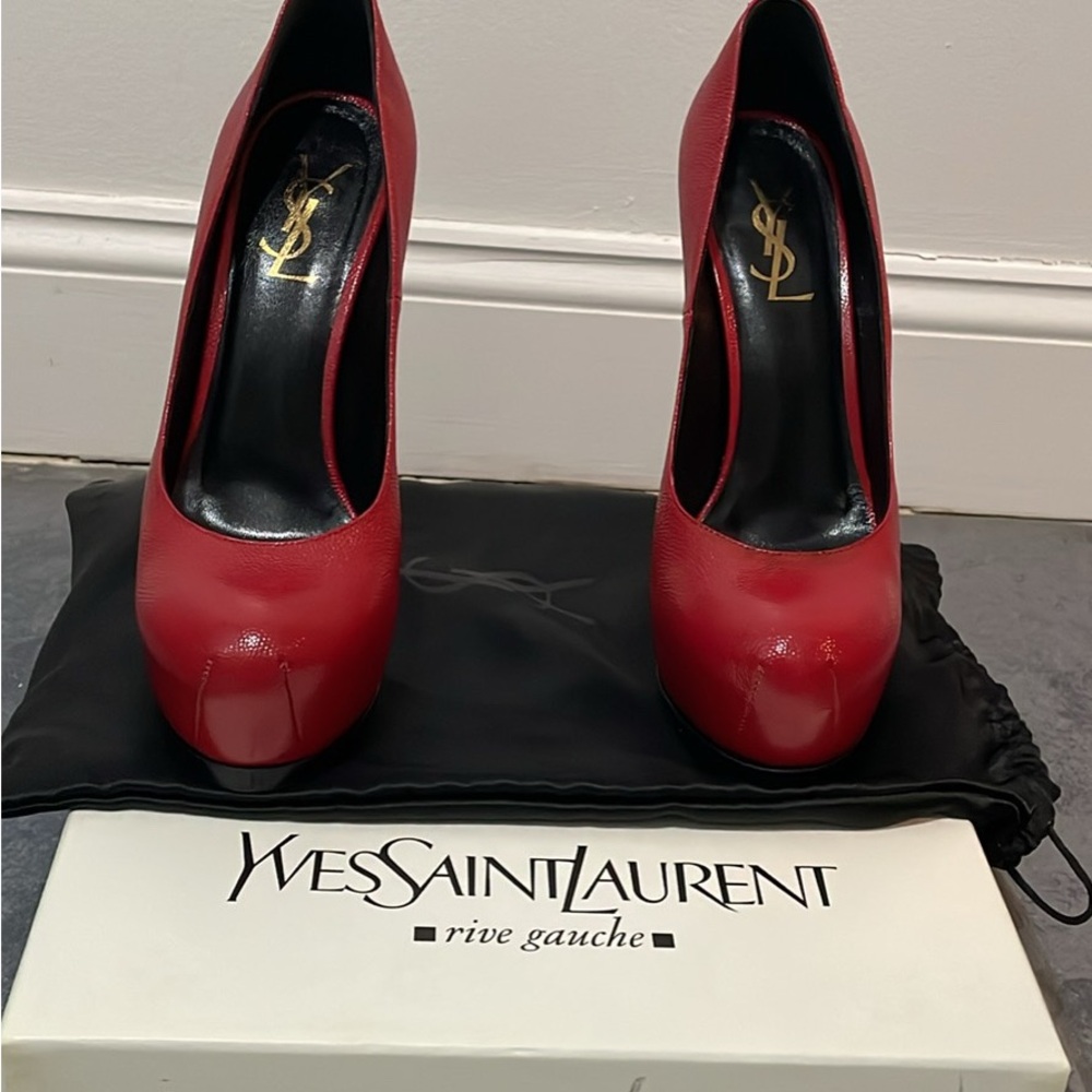 Yves Saint Laurent Rouge Orient Red Platform Heels Size 37 1/2 for Women